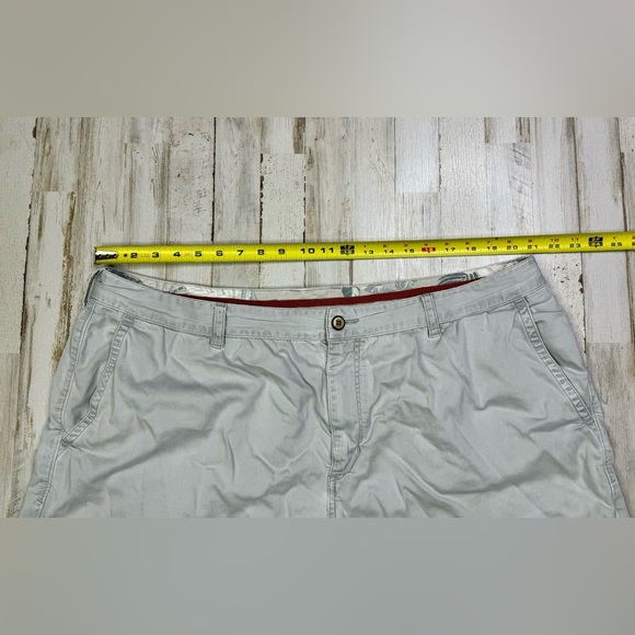 Tommy Bahama Chino Shorts Men's 40 Performance Athletic Beige - Picture 4 of 9